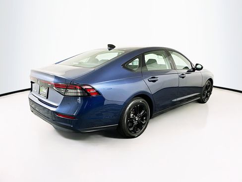 Used 2025 Honda Accord SE image 9
