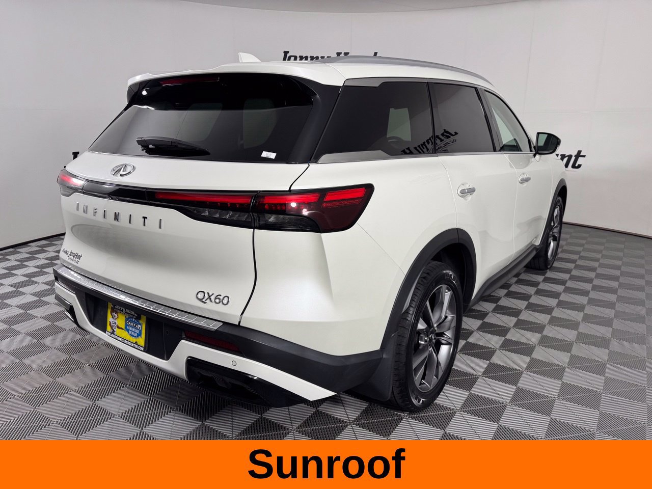 Used 2023 INFINITI QX60 Luxe w/ Cargo Package AWD/4WD image 8