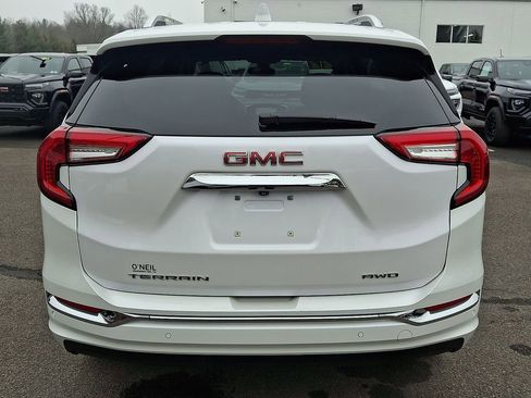Certified 2022 GMC Terrain Denali image 5