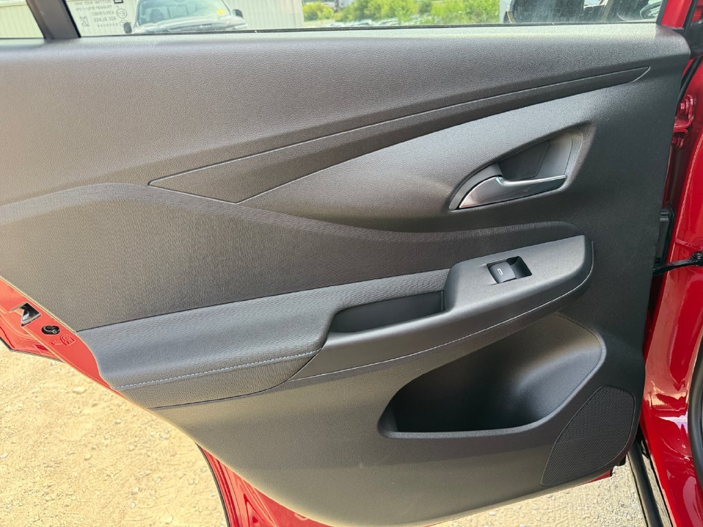 New 2026 Buick Envista Sport Touring FWD image 29