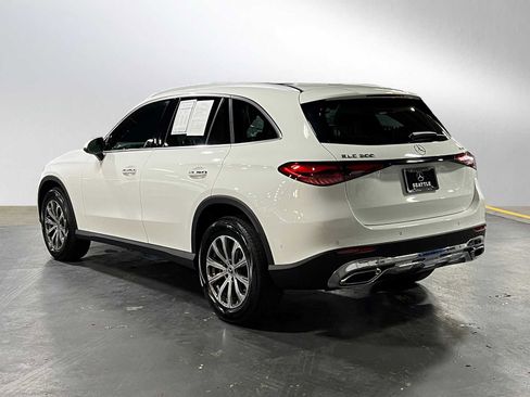 Certified 2025 Mercedes-Benz GLC 300 4MATIC image 5