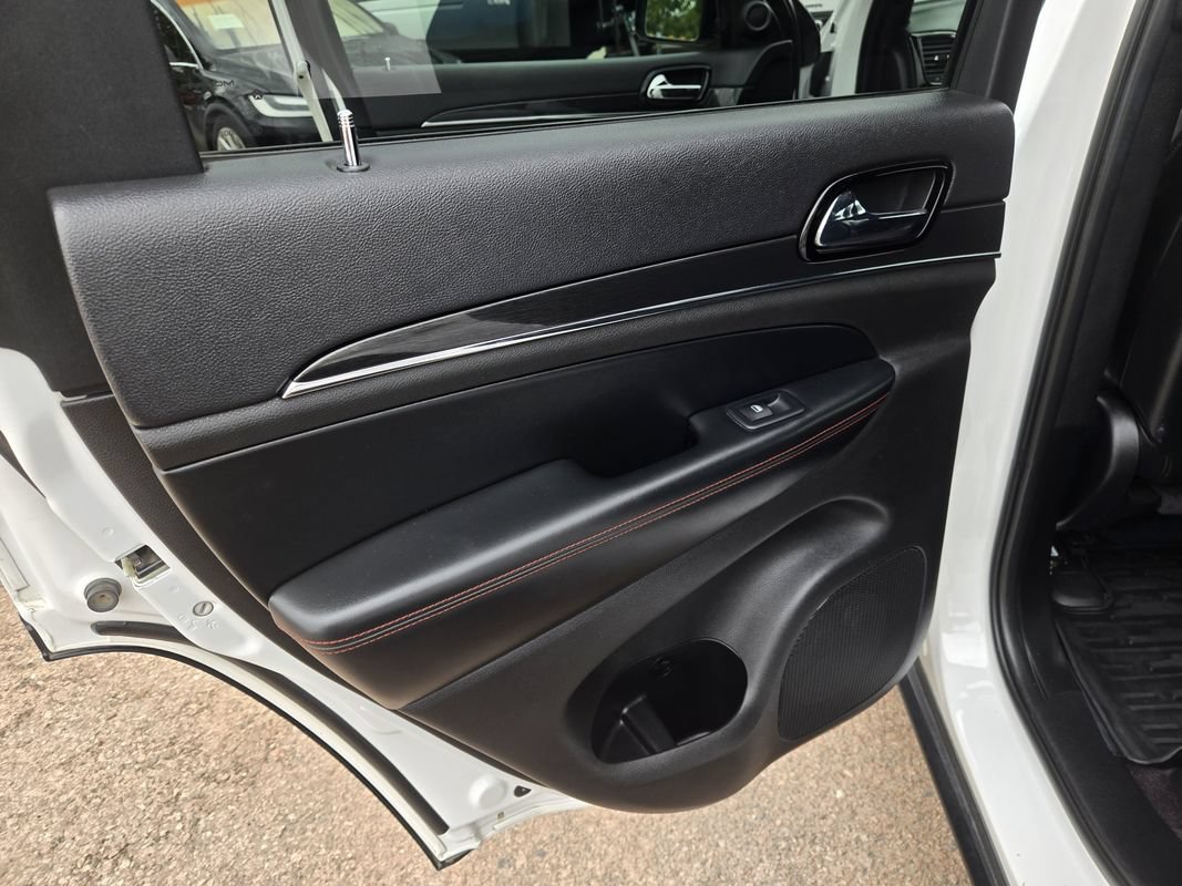 Used 2019 Jeep Grand Cherokee Trailhawk AWD/4WD image 19