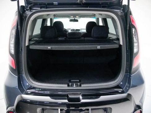 Used 2016 Kia Soul + w/ Audio Package FWD image 13