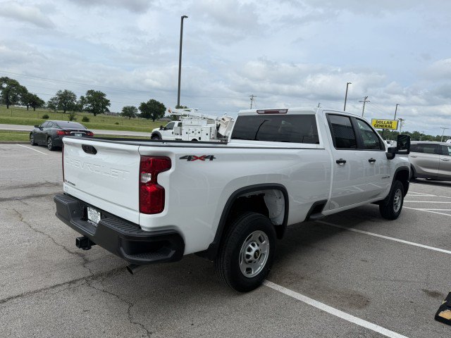 Used 2024 Chevrolet Silverado 2500 W/T w/ WT Convenience Package AWD/4WD image 2