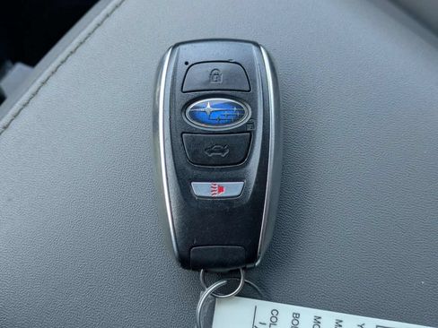 Used 2025 Subaru Outback Onyx Edition AWD/4WD image 35
