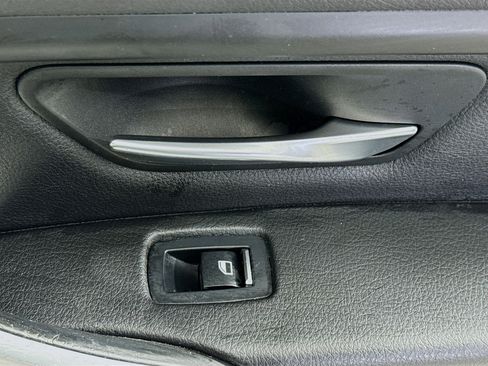 Used 2016 BMW 320i Sedan image 30