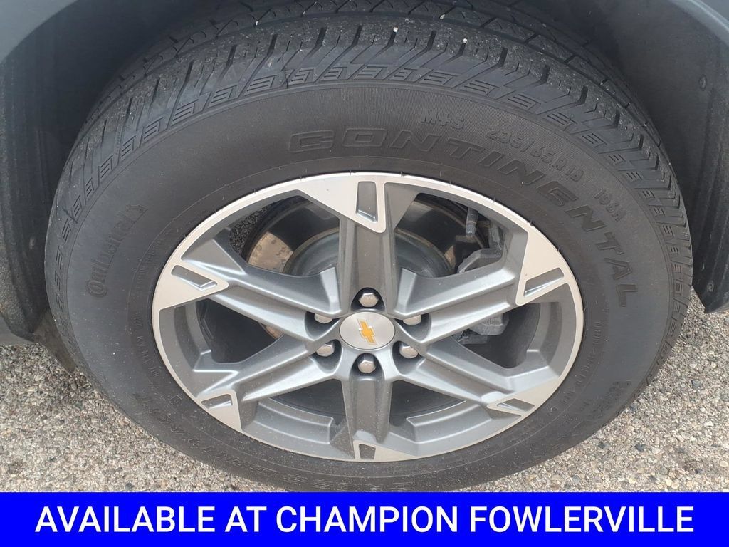 Used 2023 Chevrolet Blazer LT FWD image 9