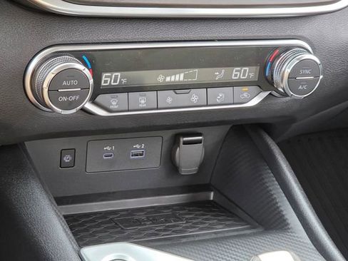 New 2026 Nissan Altima 2.5 SV FWD image 17