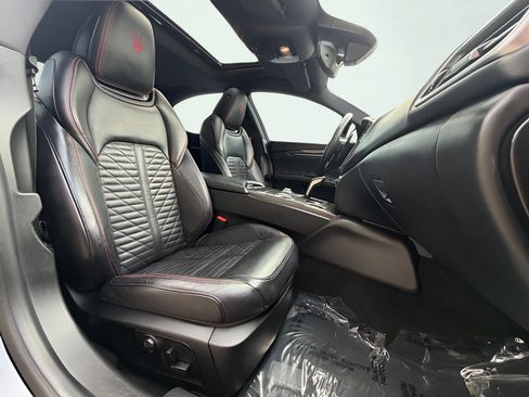 Used 2019 Maserati Ghibli S GranSport Q4 AWD/4WD image 33