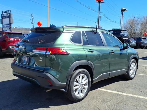 Certified 2024 Toyota Corolla Cross LE w/ Moonroof Package image 6