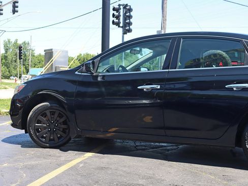 Used 2016 Nissan Sentra S FWD image 13