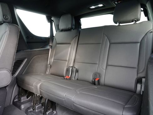 Used 2022 Chevrolet Tahoe Z71 w/ Off-Road Capability Package image 28