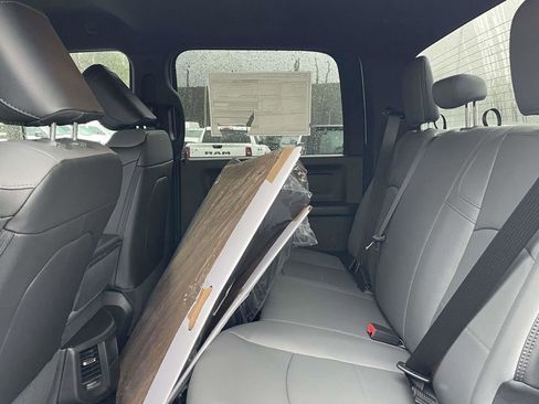 New 2026 RAM 2500 Tradesman w/ Chrome Appearance Group image 19