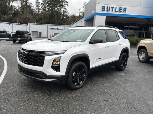 New 2026 Chevrolet Equinox LT w/ Convenience Package II image 1