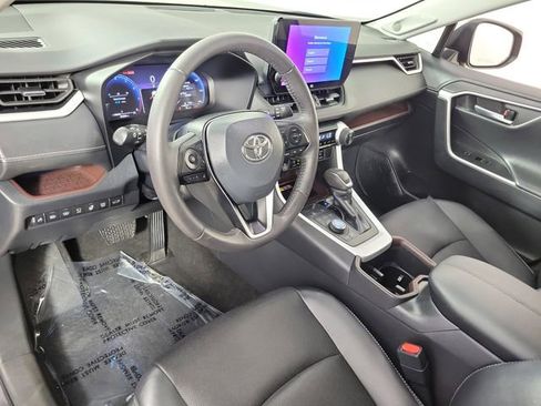 Used 2023 Toyota RAV4 Limited AWD/4WD image 18