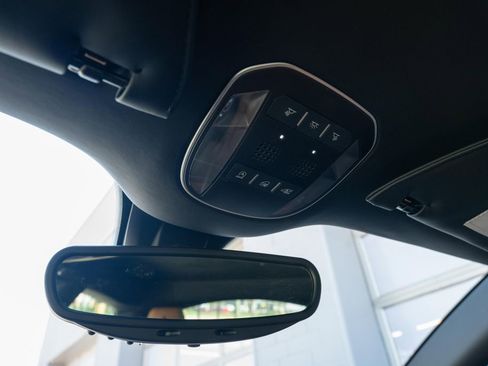 Certified 2018 Ferrari GTC4Lusso image 57