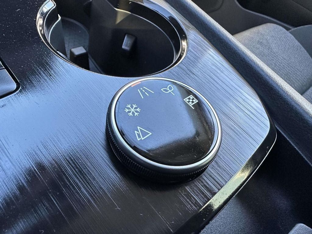 Certified 2025 Nissan Rogue SV AWD/4WD image 21