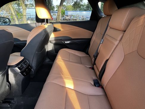 Used 2024 Lexus RX 350 Premium w/ Accessory Package (Z1) image 30