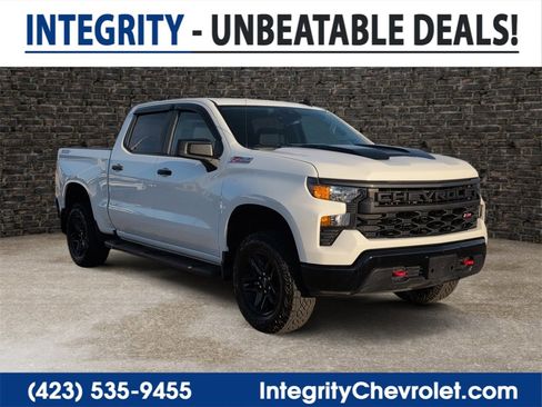 Used 2024 Chevrolet Silverado 1500 Custom Trail Boss image 1