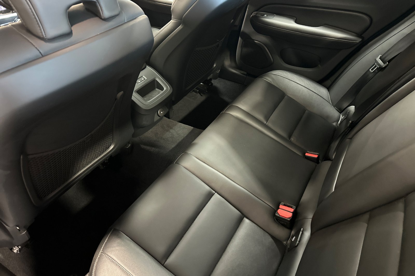 Certified 2023 Volvo S60 B5 Core AWD/4WD image 5
