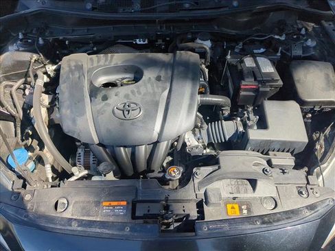 Used 2019 Toyota Yaris LE image 23