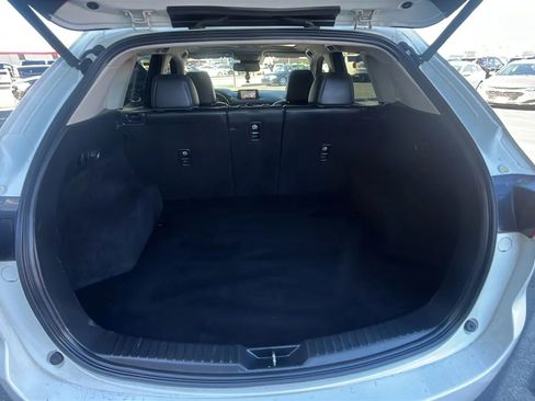 Used 2017 MAZDA CX-5 Touring w/ Preferred Equipment Package image 18