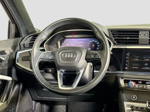 Used 2023 Audi Q3 2.0T Premium w/ Convenience Package AWD/4WD image 10