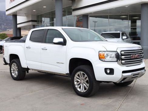 Used 2017 GMC Canyon SLT w/ Trailering Package AWD/4WD image 8