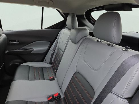 Used 2024 Nissan Kicks SR w/ SR Premium Package image 10