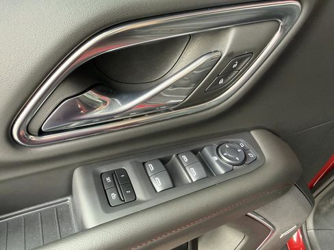 Used 2024 Chevrolet Tahoe RST image 10