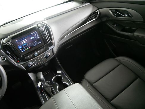 Certified 2023 Chevrolet Traverse LT w/ Midnight/Sport Edition AWD/4WD image 11