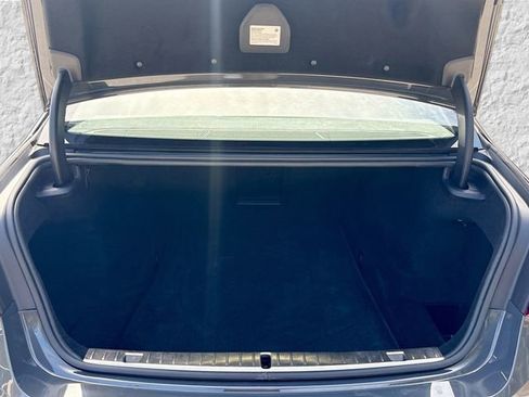 Used 2022 BMW 750i xDrive w/ Executive Package image 12