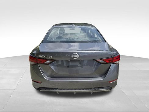 Used 2025 Nissan Sentra SV FWD image 5