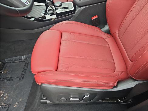 Used 2024 BMW X3 xDrive30i w/ M Sport Package image 18