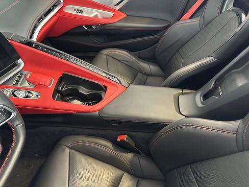 Used 2023 Chevrolet Corvette Stingray Premium Conv w/ Z51 Performance Package RWD image 15