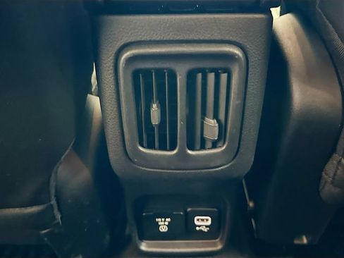 Used 2019 Jeep Compass Latitude w/ Popular Equipment Group AWD/4WD image 25