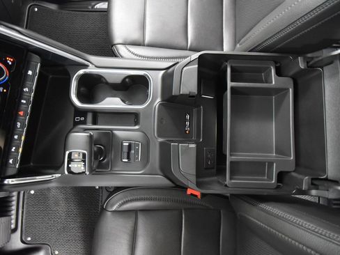 Used 2022 GMC Sierra 1500 Denali image 44