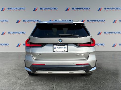 Used 2023 BMW X1 xDrive28i w/ Convenience Package AWD/4WD image 4