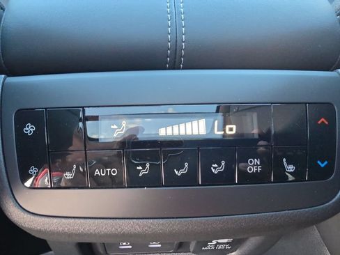 New 2026 Nissan Pathfinder Platinum FWD image 45