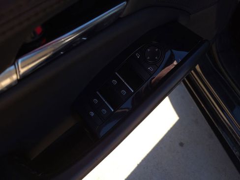 Used 2024 MAZDA MAZDA3 s image 16