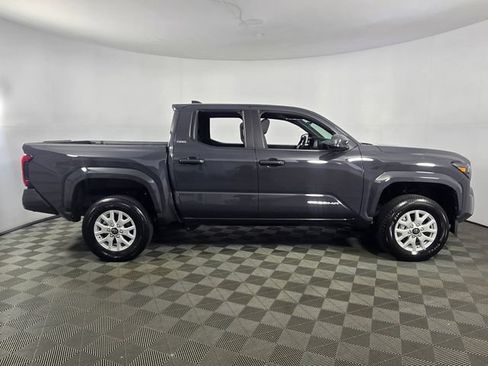 Used 2024 Toyota Tacoma SR5 RWD image 10