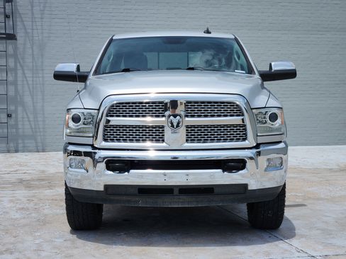 Used 2018 RAM 2500 Laramie w/ Off Road Package AWD/4WD image 2