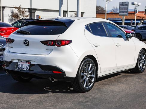 Used 2019 MAZDA MAZDA3 Hatchback w/ Preferred Package image 24
