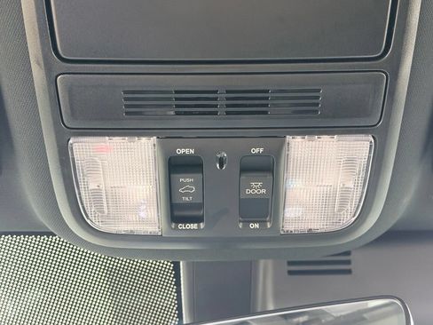 Used 2022 Honda Passport TrailSport image 61