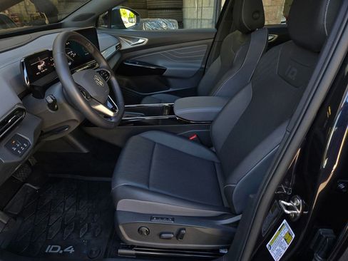 Certified 2023 Volkswagen ID.4 Pro S Plus AWD/4WD image 18