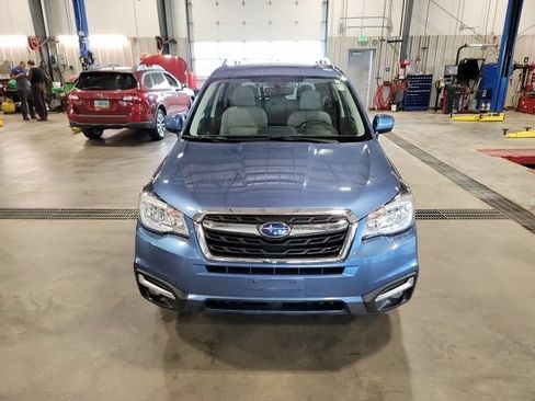 Used 2018 Subaru Forester 2.5i Premium AWD/4WD image 2