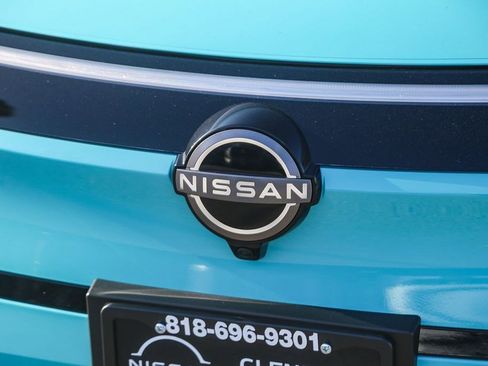 New 2026 Nissan Leaf Platinum+ FWD image 5