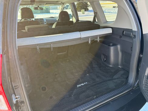 Used 2006 Toyota RAV4 Sport image 19