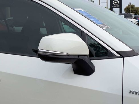 Used 2020 Toyota RAV4 Limited AWD/4WD image 12