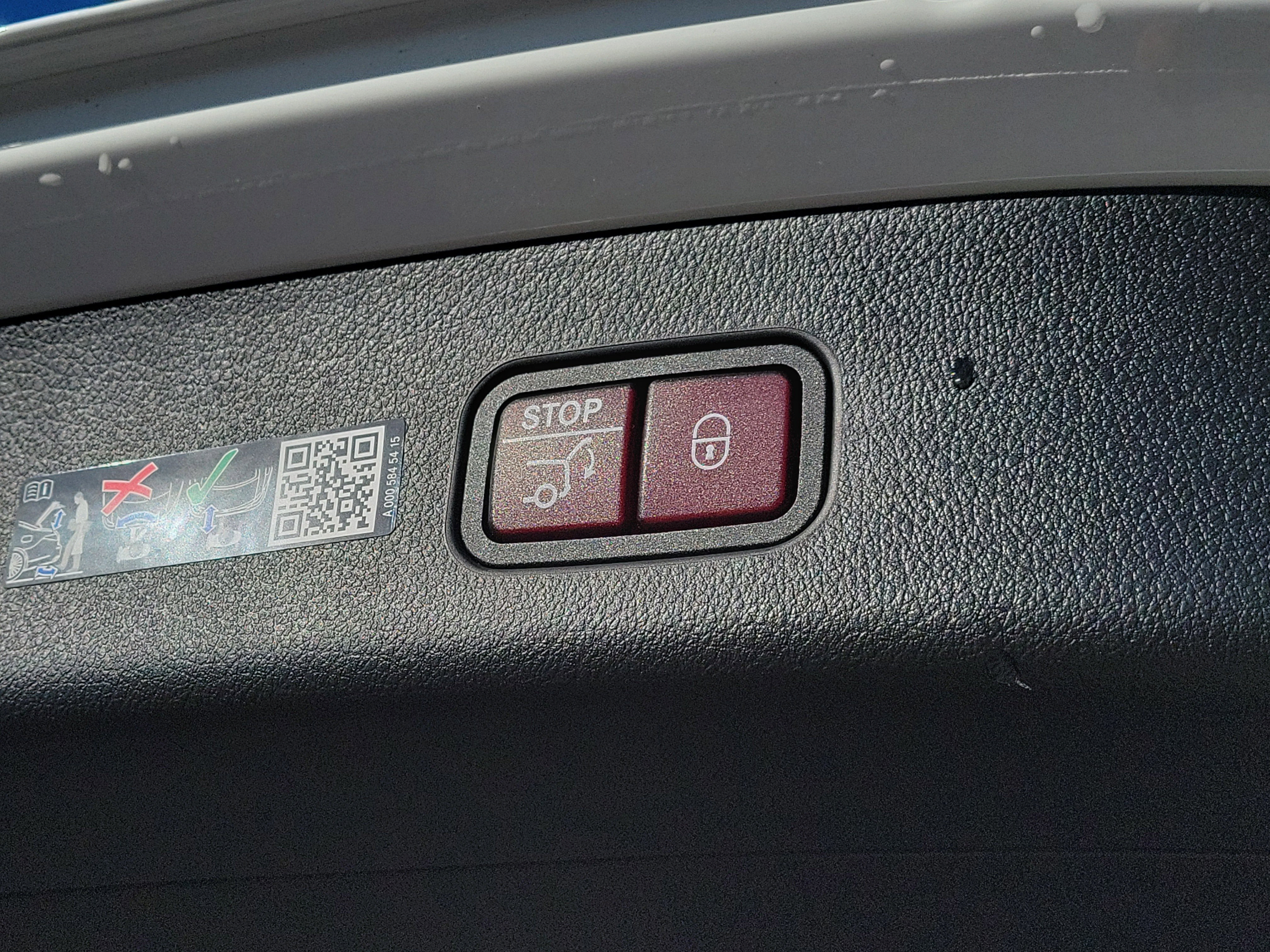 Certified 2026 Mercedes-Benz GLC 300 image 11